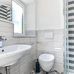 Casa Annameri アパート マルチャーナ