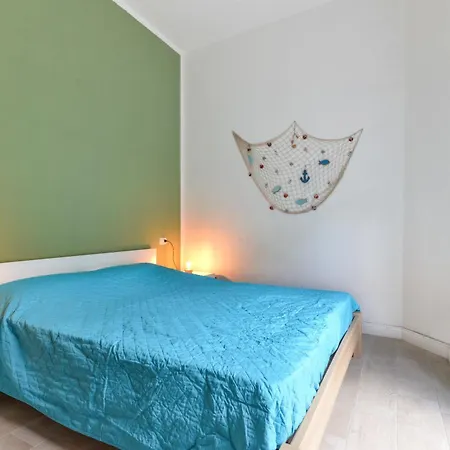 Casa Annameri アパート マルチャーナ